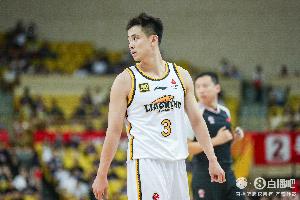 开云体育-媒体人：4年是规则内辽篮能给的最长年限 双方诚意满满双向奔赴